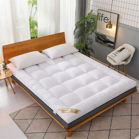5/7 Feet Deluxe Mattress Topper